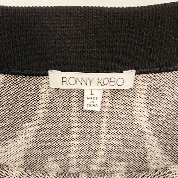 Ronny Kobo Caden Zebra Print Pencil Skirt in size Large NWT - Picture 8 of 10